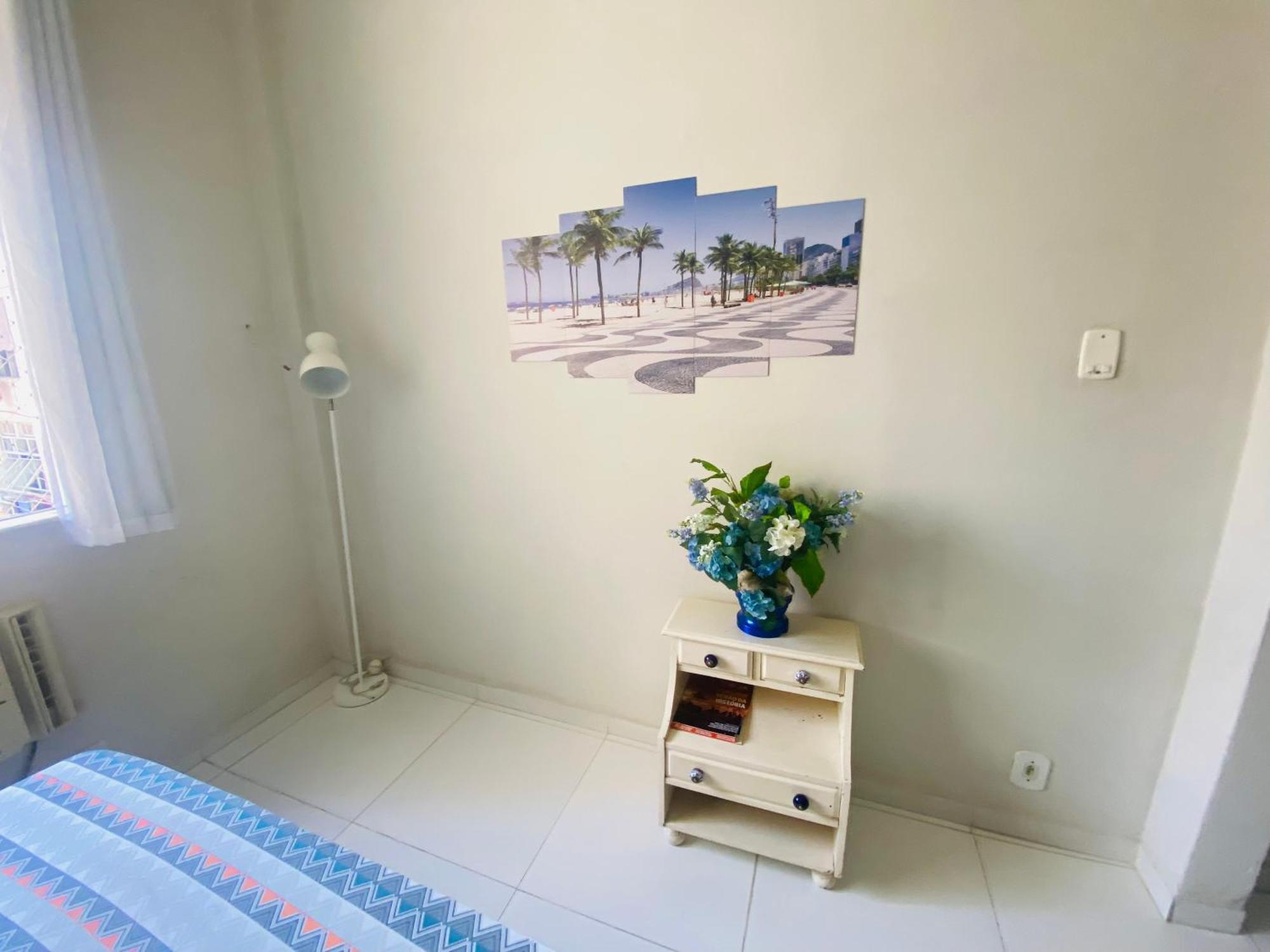 Studio Completo Na Praia De Copacabana Com Ar, Wifi, Netflix, Ate 4 Pessoas, Fundos Claro E Silencioso, Pauloangerami Pj135 ريو دي جانيرو المظهر الخارجي الصورة